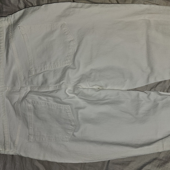 Ultra high rise, Slim straight, Curve love, White Abercrombie Jeans - Picture 7 of 9